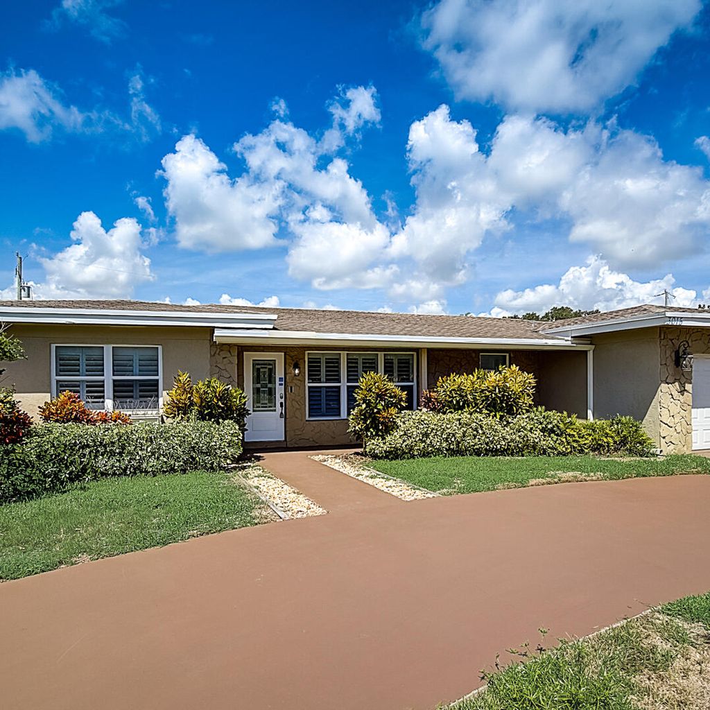 3015 Churchill Drive