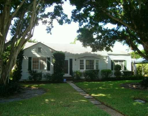 310 Palm Trail